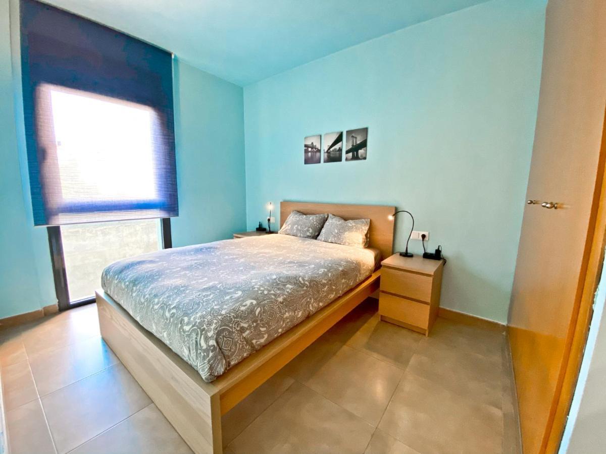 Urban Manresa-City Center Apartment With Balcony Экстерьер фото