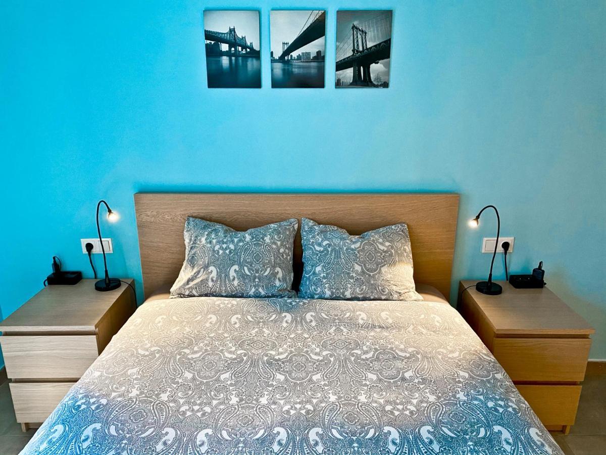 Urban Manresa-City Center Apartment With Balcony Экстерьер фото